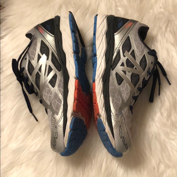 New Balance 880V5 Running Shoes - Picture 4 of 9